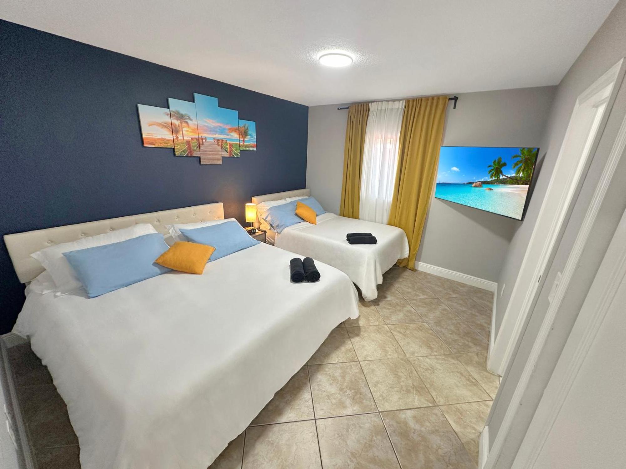 Vacay Spot Happy Escape 15 Min Beach Massage Shower Prime Loc! 6 Blocks Away From Bars, Nite Clubs, Res, Shops Маямі Екстер'єр фото